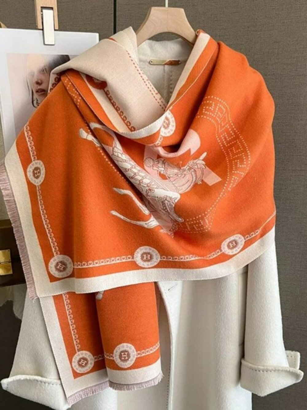 NEW! EXQUISITE CASHMERE BLEND SCARF WRAP